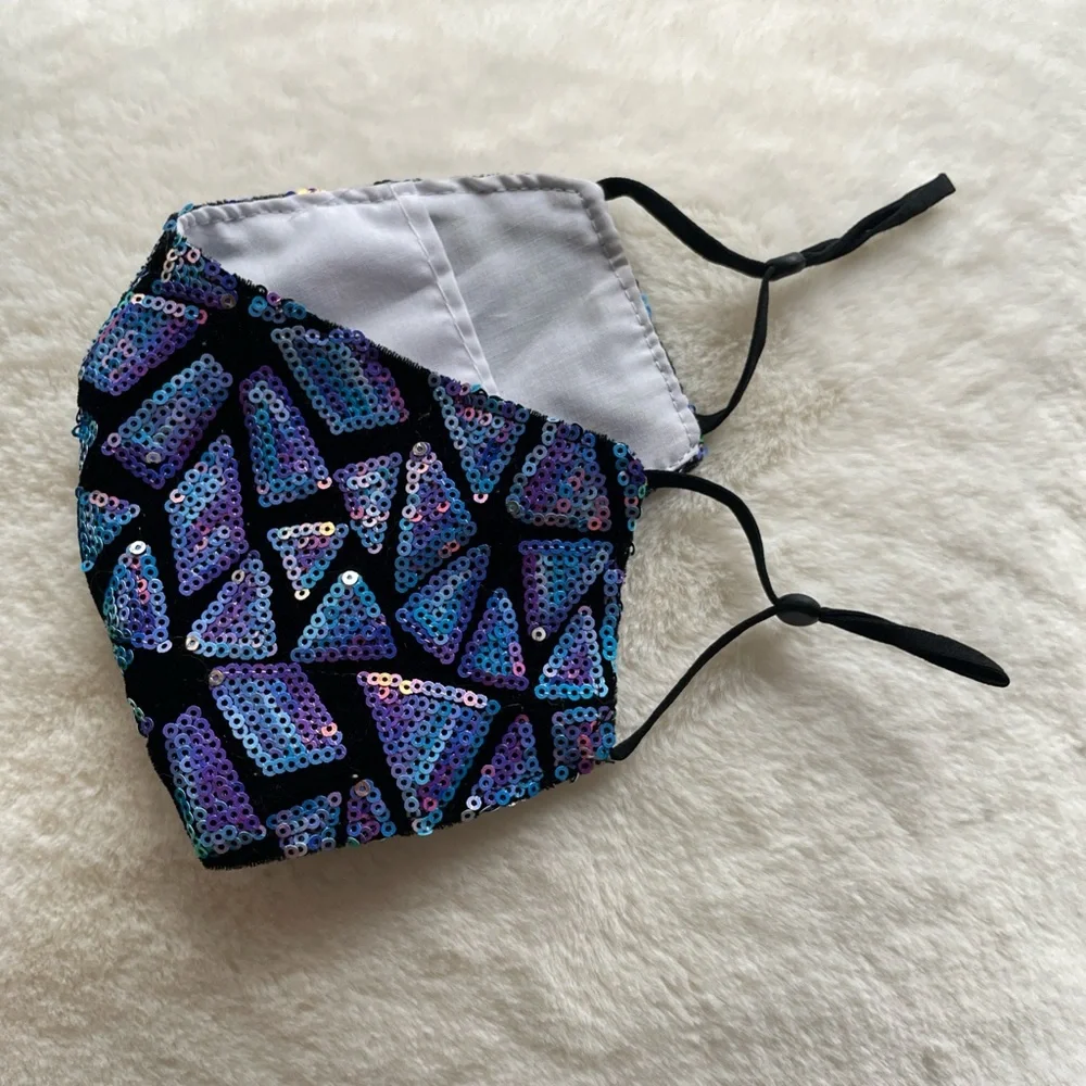 NWOT Blue Rainbow Iridescent Holographic Sequin Face Mask